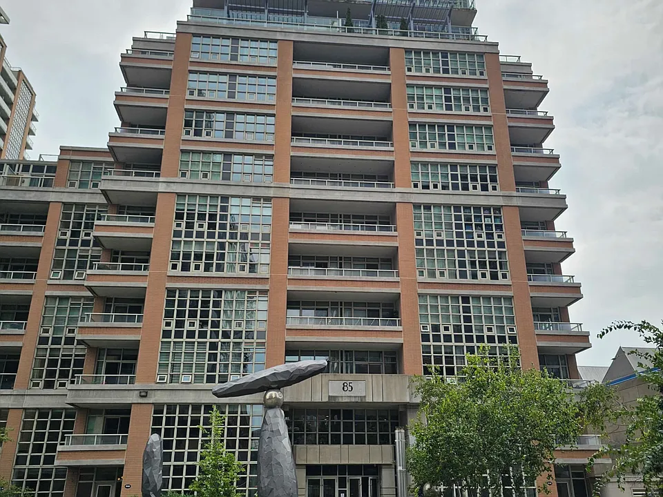 85 E Liberty St NE #2008