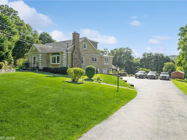 129 Gallows Hill Road, Cortlandt Manor, NY 10567