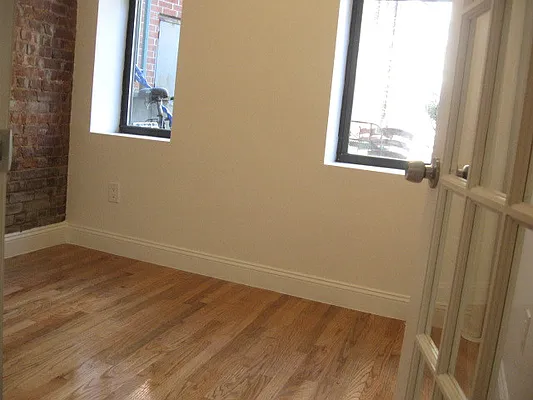 Rented by Urban Real Estate Property Group Inc | media 15