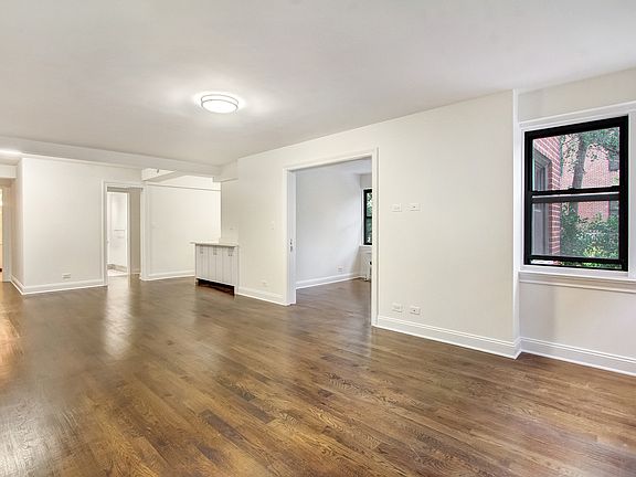 4th image of 20 Beekman Pl #3DD
