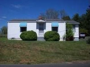 907 Fries Rd, Galax, VA 24333