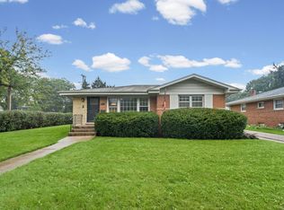 602 N Drury Ln, Arlington Heights, IL 60004