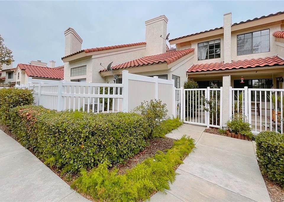 1st image of 22928 Estoril Dr Unit 3