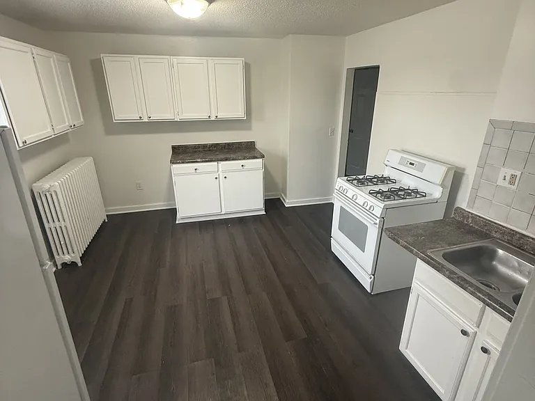 923 Payne Ave #2 — Photo 3