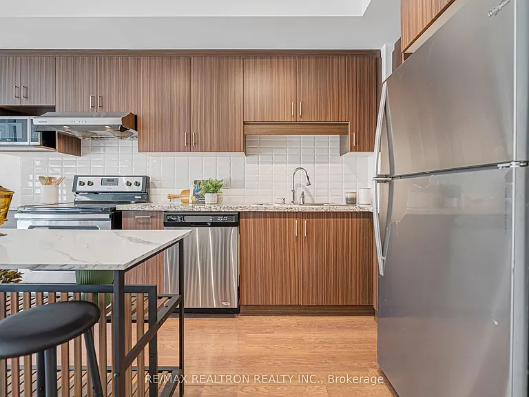 33 Clegg Rd #602 — Photo 4