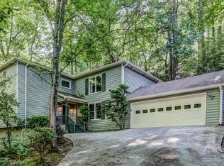 7127 Riverside Dr NW, Sandy Springs, GA 30328