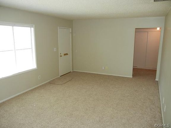 4th image of 343 W Tudor St