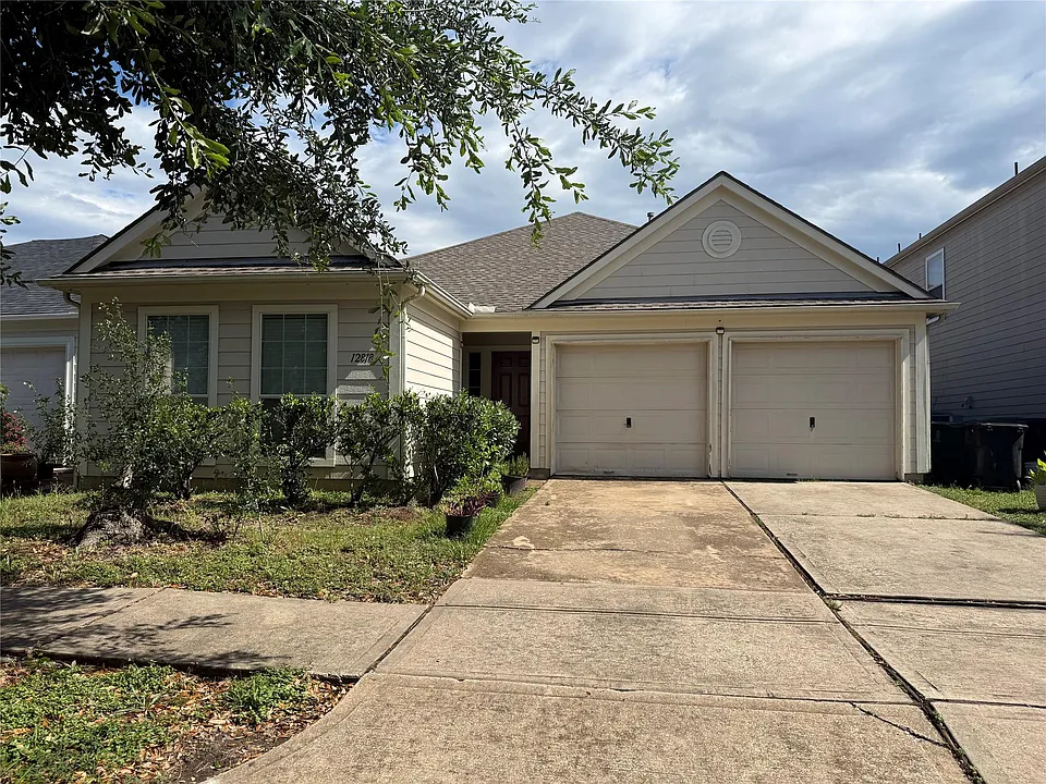 12818 Magenta Oaks Dr
