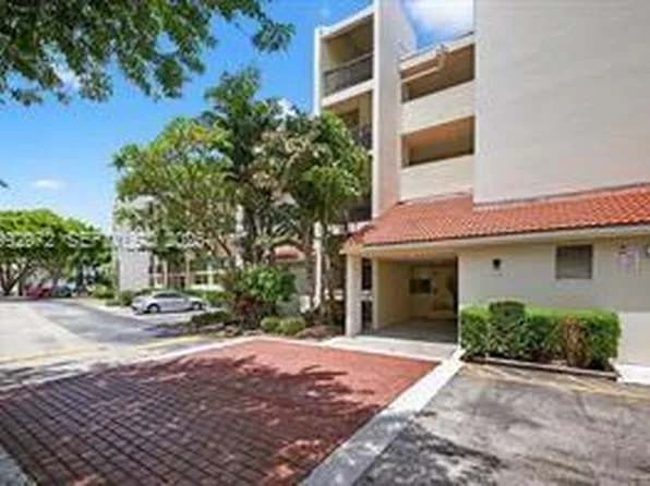 117 Lake Emerald Dr APT 409, Oakland Park, FL 33309