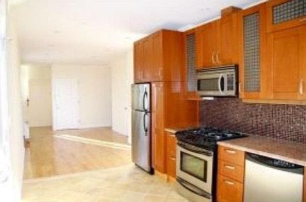 3rd image of 2848 Brighton 7 St #6