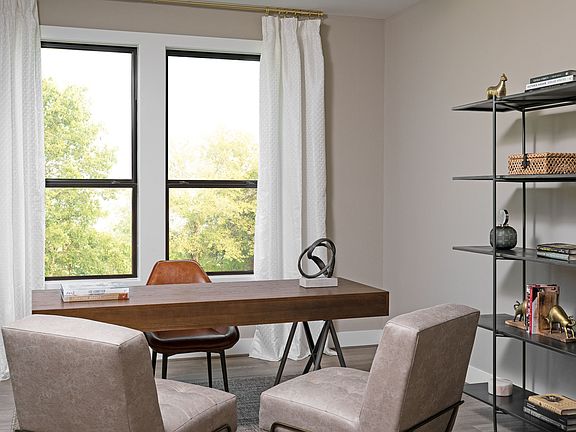 Katy Lakes - Cheyenne Interior Image 5