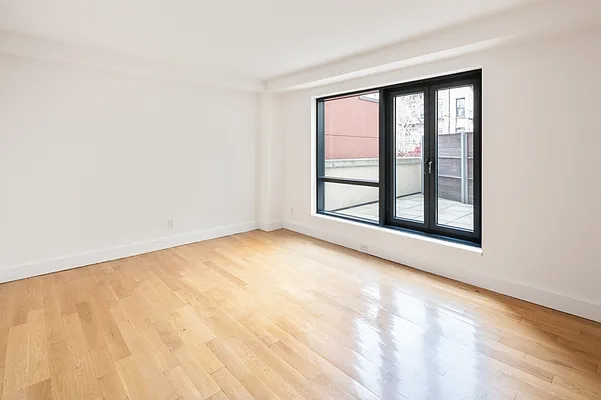 Rented by MNS | media 14