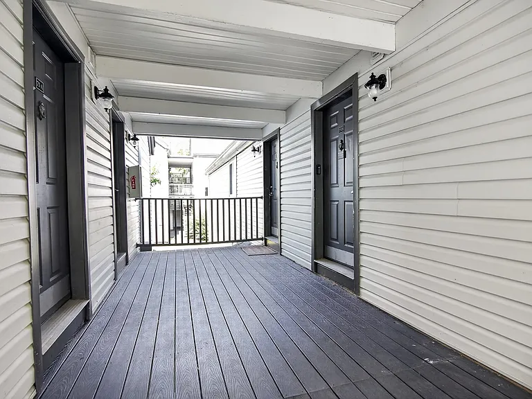 Ridgeway Place — Photo 44