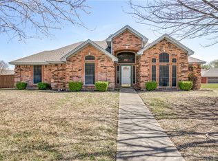 1516 Spinnaker Ln, Azle, TX 76020