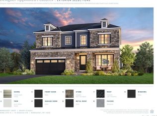 15 Sequoia Cir, Manhasset, NY 11030