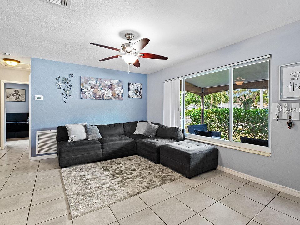 1st image of 5554 SW 6th Street