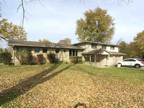 2nd image of 110 Sherry Lynn Dr