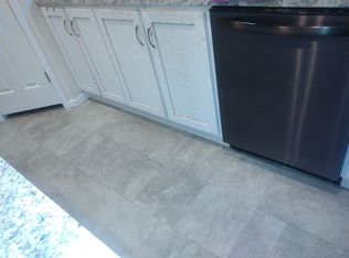 37239 Millstone Trl, New Haven, MI