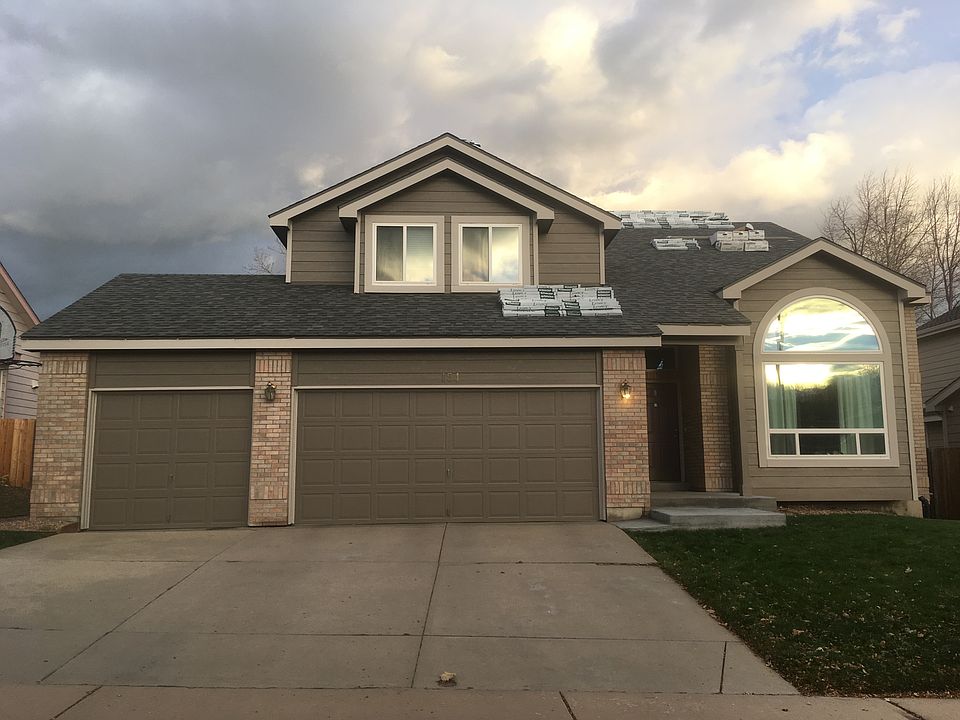 Gorgeous new paint &new roof