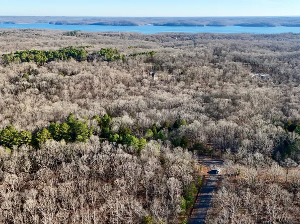 9999 Hills Hollow Rd, Murray, KY 42071