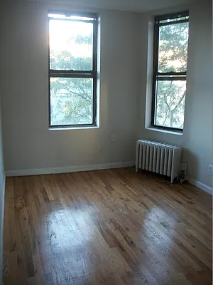 Rented by Charles Roth, LREB | media 22