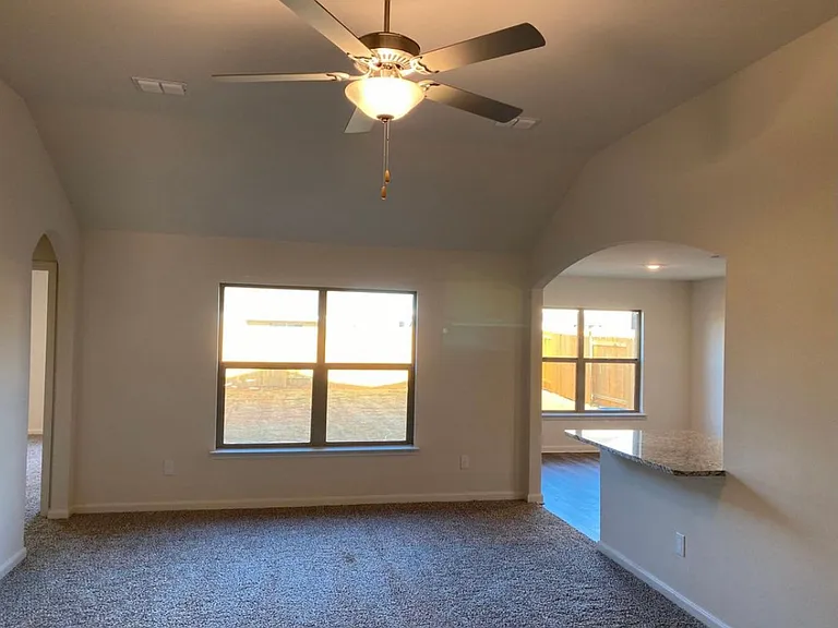 3055 Chillingham Dr — Photo 7