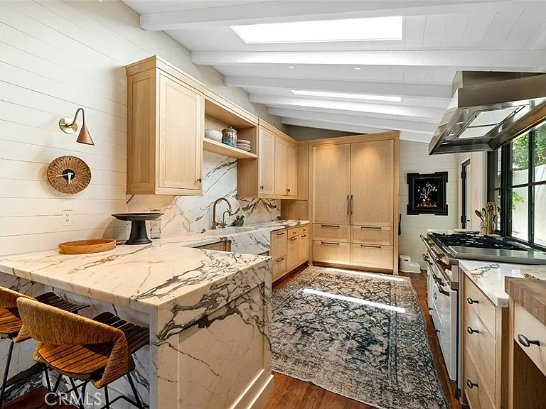 27 Emerald Bay — Photo 21