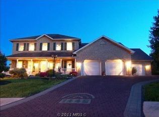 1446 Highfield Ct, Chambersburg, PA 17202