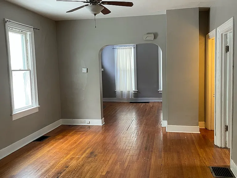 113 Greenwood Pl #1 — Photo 4