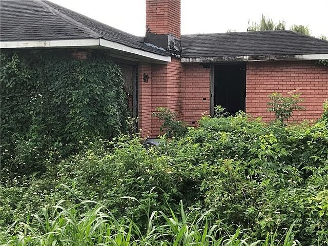 1st image of 6526 Baccich St