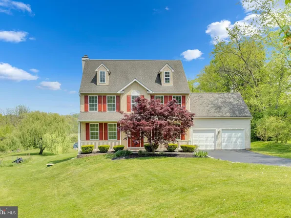 105 Robert Joseph Rd, Pottstown, PA 19465