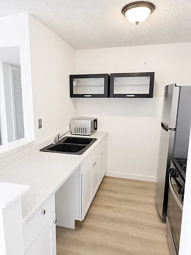 18620 Hatteras St #271 Photo 1