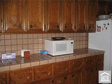 3rd image of 3214 Greenglade Ave