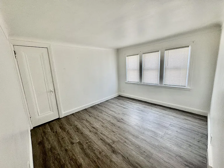 15030 Rossini Dr #2 — Photo 8