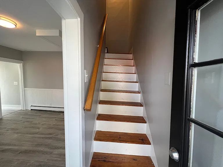 12-16 S Pleasant St — Photo 11