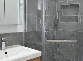 60-29 56th Dr #1B, Maspeth, NY 11378