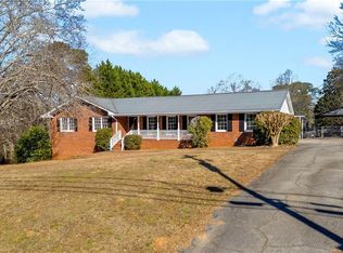 421 N 5th Ave, Winder, GA 30680
