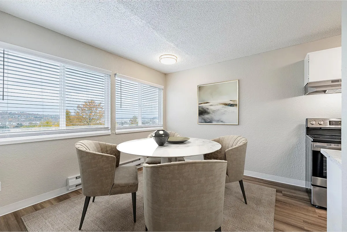 2 Bed 1 Bath - Dining Room - Peak 88 Apartments