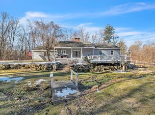 32 Stebbins Rd, Monson, MA 01057
