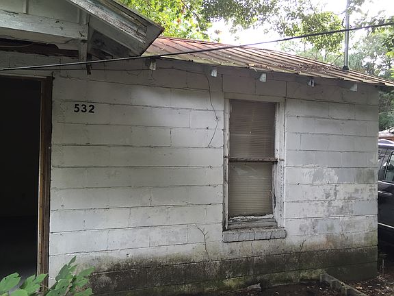 2nd image of 532 S Woodlawn St