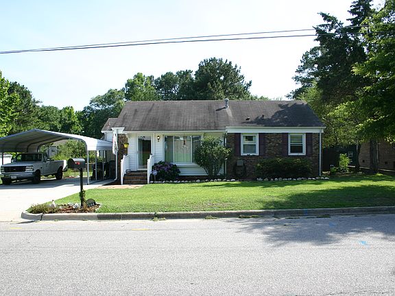 4th image of 104 E Dale Dr