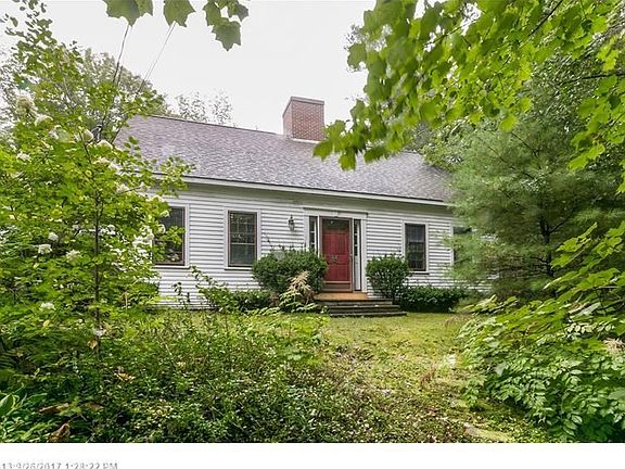 2nd image of 7 Rosewood Cir