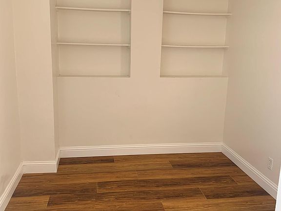 3rd image of 747 Eddy St #8