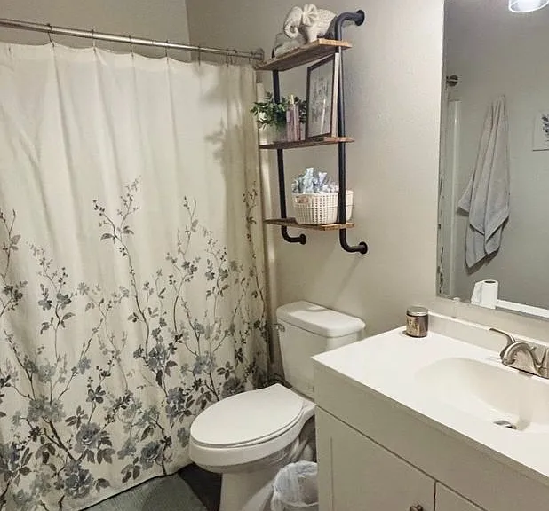 2037 35th Ave #2 — Photo 7