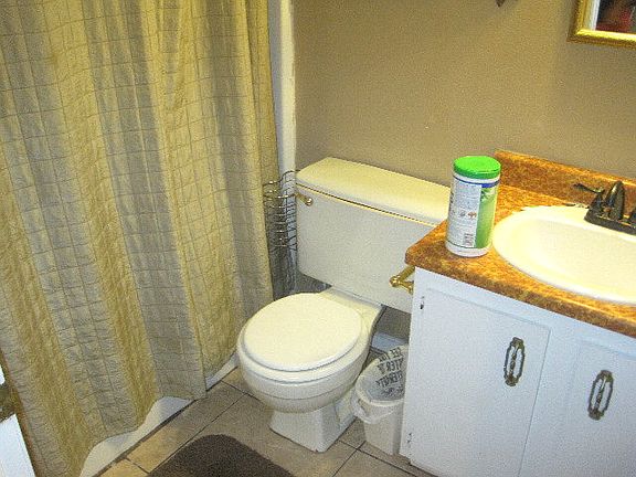 5th image of 1509 Zeneta Ave