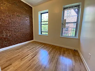 Rented by Best Apartments North Inc