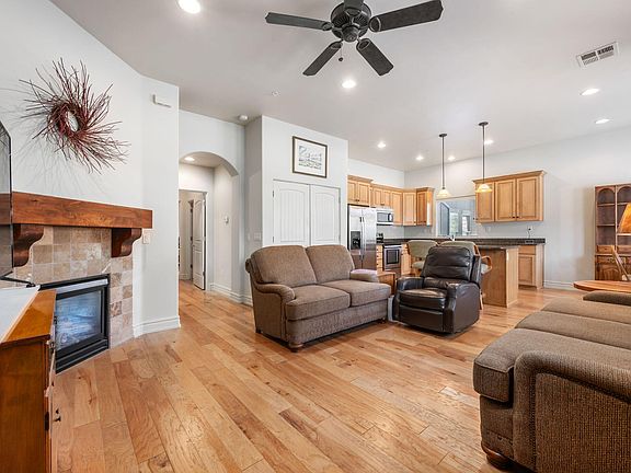 3rd image of 280 S Luce Del Sol Dr #611