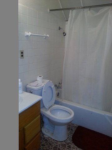 2nd image of 2812 24th St