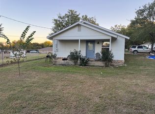 1120 Springdale Rd, Ardmore, OK 73401