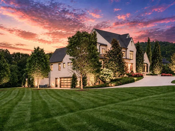 1004 Cartwright Close Dr, Brentwood, TN 37027